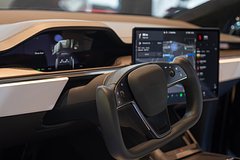 Tesla обвинили в попытке скрыть ДТП с беспилотниками