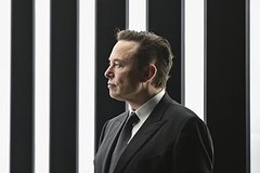 Тысячи человек захотели чип от Маска