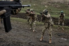 Беженец рассказал о попытках ВСУ убить прячущихся в подвалах жителей